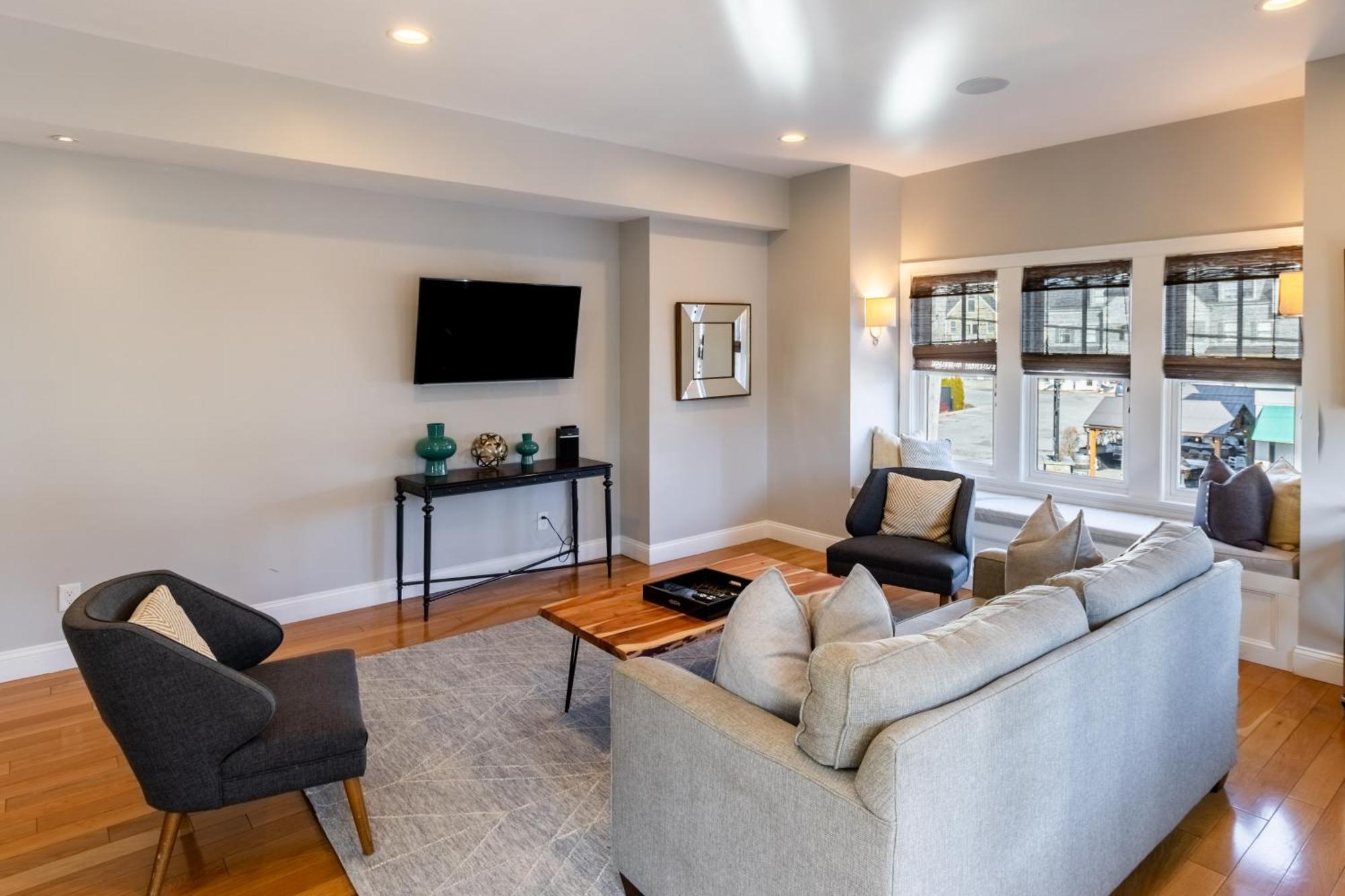 The Newport Lofts - 595 Thames Street Villa Exterior photo